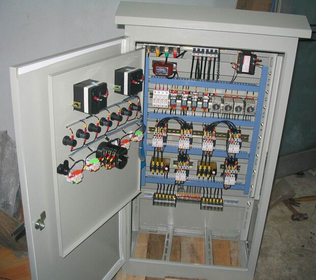 Electrical control cabinet secondary circuit wiring process